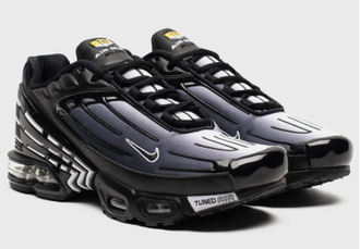 Nike air max plus 3 black junior shop