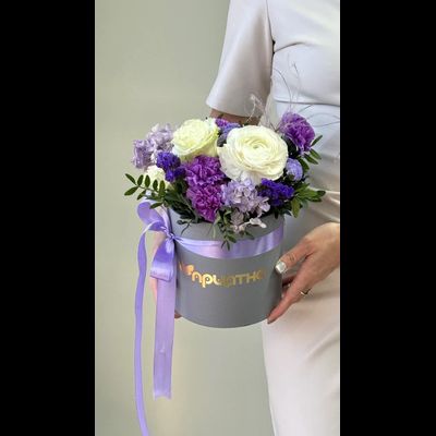 Цветочная композиция цветов на 8 марта № 740