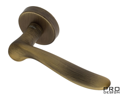 Дверная ручка на круглом основании Fratelli Cattini "MAYA" 7-BY матовая бронза