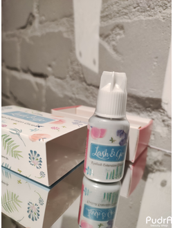 Клей для наращивания ресниц черного цвета Lash&Go «Aurora» (5 мл)