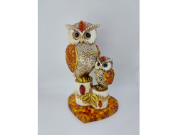 Совы двойные "Пара" на янтарной подставке