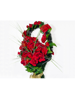 декоративный букет из алых роз