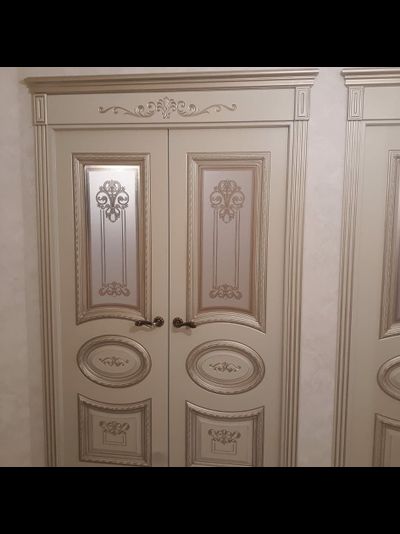 ARIA R B3/ АРИЯ Р В3. СЛОНОВАЯ КОСТЬ ЭМАЛЬ/ ПАТИНА БЕЛОЕ ЗОЛОТО. ПОЛОТНО ОСТЕКЛЕННОЕ. УЗОР 2