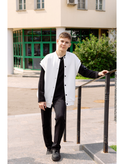 Утепленный трикотажный жилет