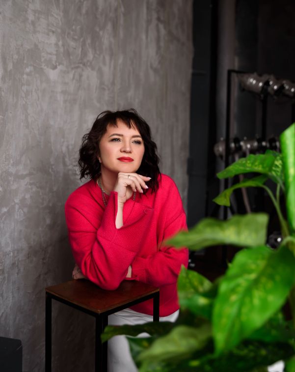 Главбуха 24. Открытка бухгалтеру. Главбуха 24. Как в 1 с фамилию главбуха поменять ?. Система главбух логотип.