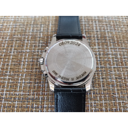 Гравировка на часах