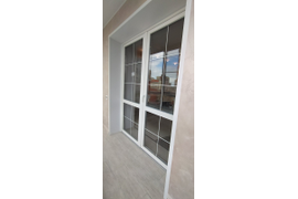 дверь с раскладкой в стеклопакетах