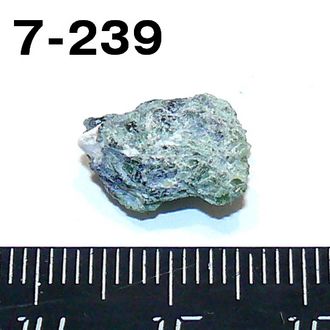 Хромдиопсид натуральный (необработанный) №7-239: 1,2г - 14*11*6мм