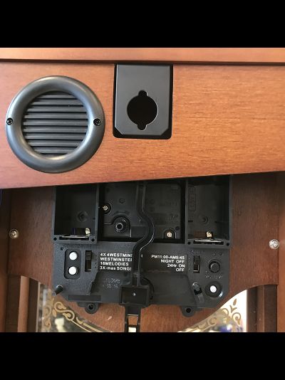 Настенные часы Rhythm CMJ582NR06