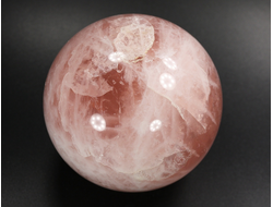 Шар Розовый кварц, Мадагаскар (70 мм, 486 г) №35382