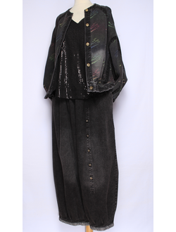 Джинсовка-бомбер "ЦВЕТНЫЕ ШТРИХИ" черная, синяя р.46-52