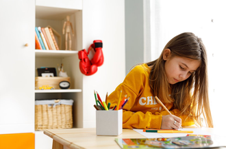 Стол детский ТК №1 из массива сосны 60 х 60 х 58 см