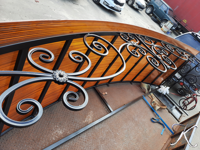 Козырек кованый