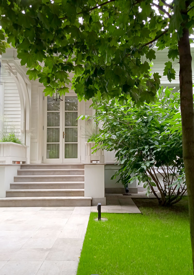 Пара постеров «Аллея» и «Дверь в лето» из коллекции «Оттенки лета».