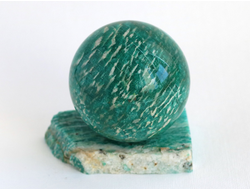 Шар Амазонит с подставкой (45 мм, 162 г) №4341