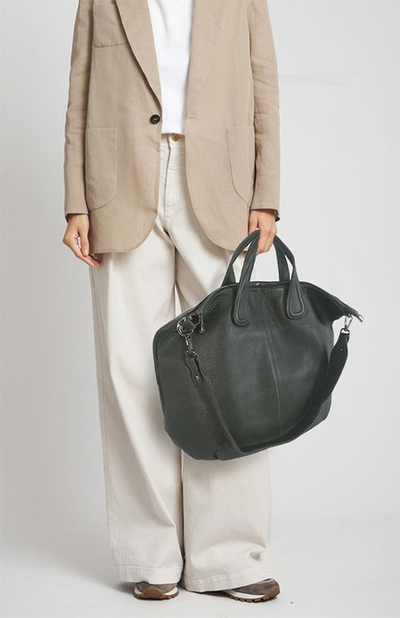 (АРТИКУЛ: 10054/3) СУМКА ЖЕНСКАЯ КОЖАНАЯ БОЛЬШАЯ, НАТУРАЛЬНАЯ КОЖА, ТЕМНО-ЗЕЛЕНАЯ, С ШИРОКИМ ПЛЕЧЕВЫМ РЕМНЕМ