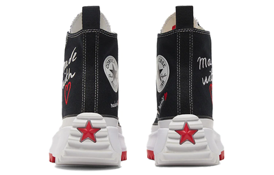 Кеды с принтом  Converse Run Star Hike White WMNS Made with Love черные высокие на платформе
