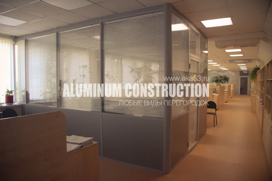 Стационарные перегородки для персонала
Одностороннее остекление с жалюзи
Великий Новгород, Нехинская, 61