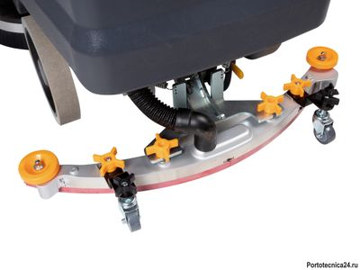 Поломоечная машина с местом оператора Chancee K70 Double brush