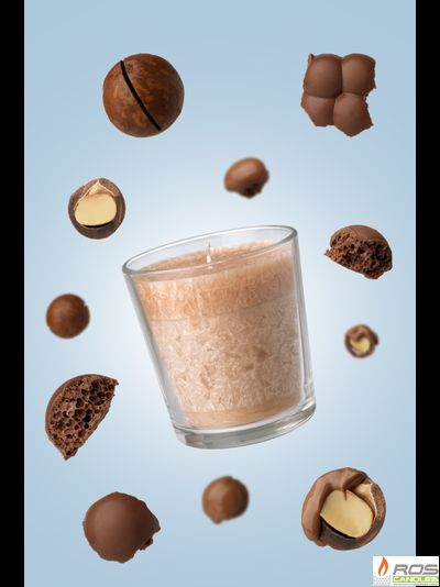 Ароматическая свеча с ароматом "Орех в шоколаде"