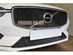 Защита радиатора Volvo XC60 2017- (2 части) (Momentum) black верх PREMIUM