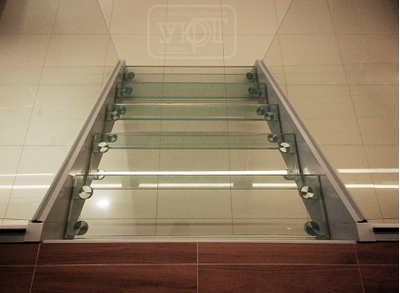 л-9. ограждение, ступени - триплекс