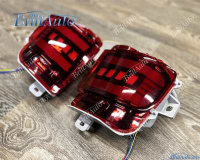 Противотуманки Toyota Land Cruiser 200 бегающие LED красные