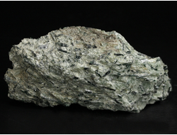 Тальк белый с актинолитом, необработанный, дикий образец, Россия, Северный Кавказ, КЧР (100*45*24 мм, 135 г) №37780