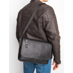 Кожаная мужская сумка Caltrano black (арт. 5067-01)