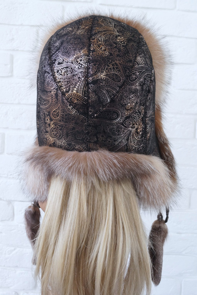 Ушанка "Полярная звезда" цвет черный золотой + кристалл (копия)