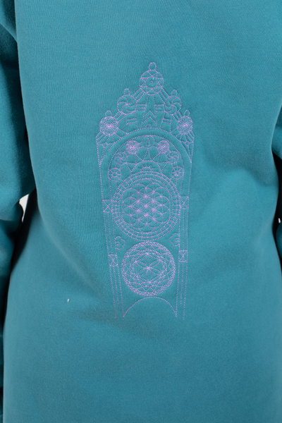 Платье спортивное с капюшоном "Прялка Времени"