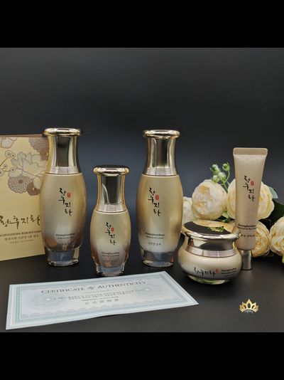 COREANA REBORNYEON Омолаживающая система ухода из 5 средств