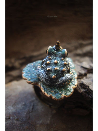 "Рапсодия осенних сумерек", фэнтези-кольцо с лягушкой-единорогом