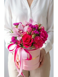 Цветочная композиция на 8 марта № 717