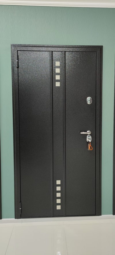 ЛАЙНДОР. ДВОЙНОЙ ТЕРМОРАЗРЫВ. АРКТИКА 102 мм (ТРЕХКОНТУРНАЯ) ШАГРЕНЬ ЧЕРНАЯ/ БЕЛЫЙ МАТОВЫЙ.