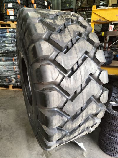 Шина Superguider 26.5-25 28PR QH812