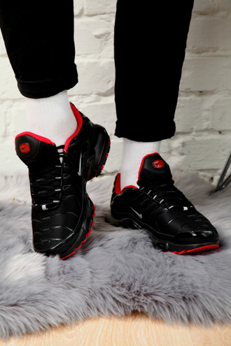 Nike Air Max Tn Plus Black Red