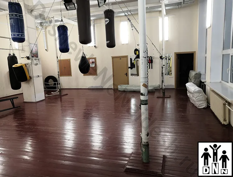 Монтаж ринга на помосте