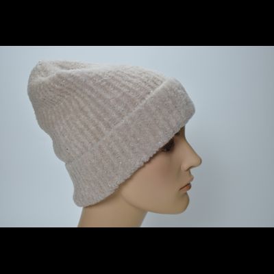 Шапка Vizio 1416 CRYO кашемир кремовая брелок