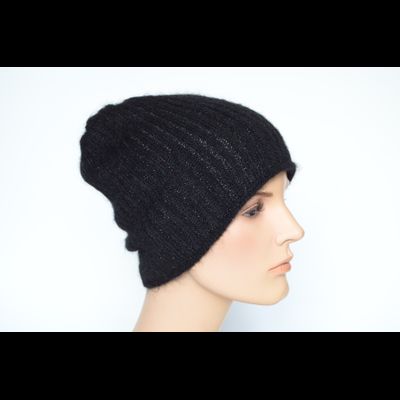 Черная шапка со стразами Vizio Италия 8000 CУ