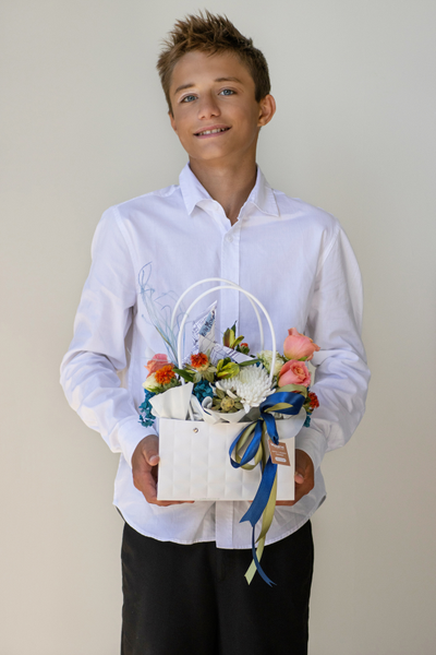 Цветочная композиция учителю / воспитателю № 859