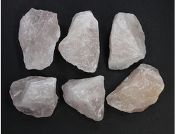 Кварц розовый, необработанный "дикий" в ассортименте, Бразилия (35-40 мм, 23-28 г) №21800