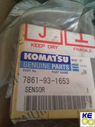 7861-93-1653 датчик давления масла Komatsu D275A, D375A, D85EX, D85PX