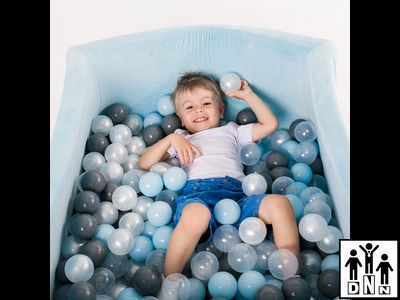 Сухой бассейн BOX (голубой) (цвет шариков 1)