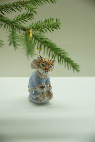 Тигрёнок на санках