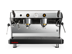 "Manifesta Evoluzione  high groups 220V black  Кофемашина полуавтоматическая, 2 высокие группы  "