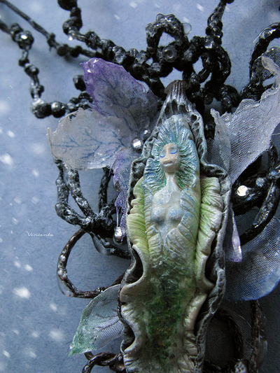 Волшебное колье "Зимняя Дриада из Зачарованного Леса"