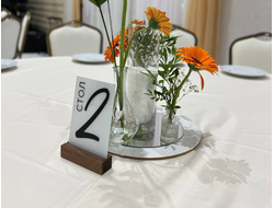 Подставка с зеркалом