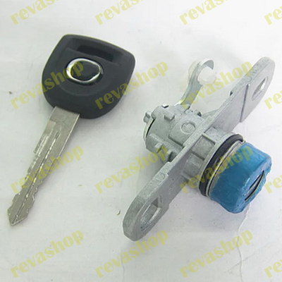 Замок двери багажника Mazda 3 BK, замок багажника Mazda 3 BK, замена замка багажника Mazda 3 BK, рем