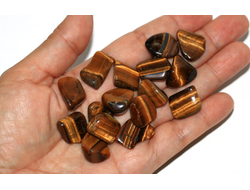 Тигровый глаз, галтовка в ассортименте, ЮАР (15-20 мм, 3-4 г) №8042